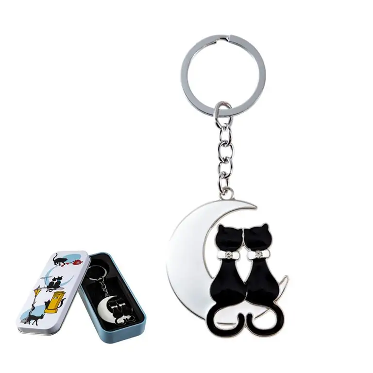 LLAVERO 2 GATOS NEGROS EN LUNA EN LATA
